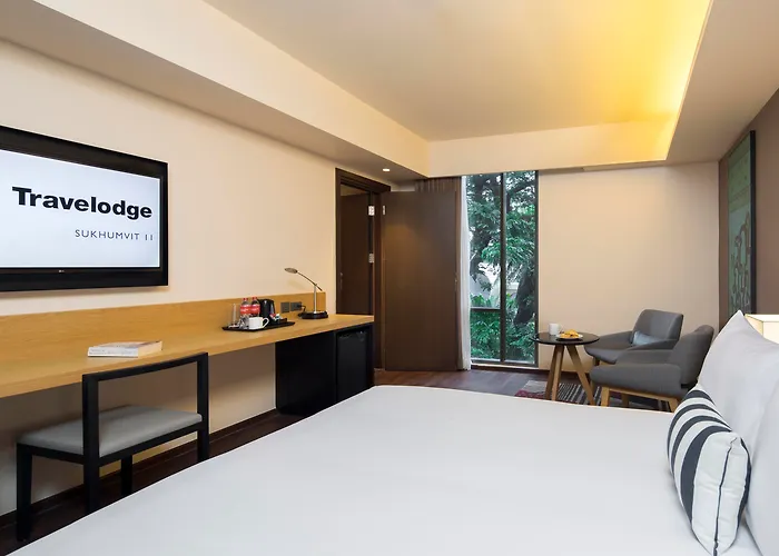 Travelodge Sukhumvit 11 Hotel