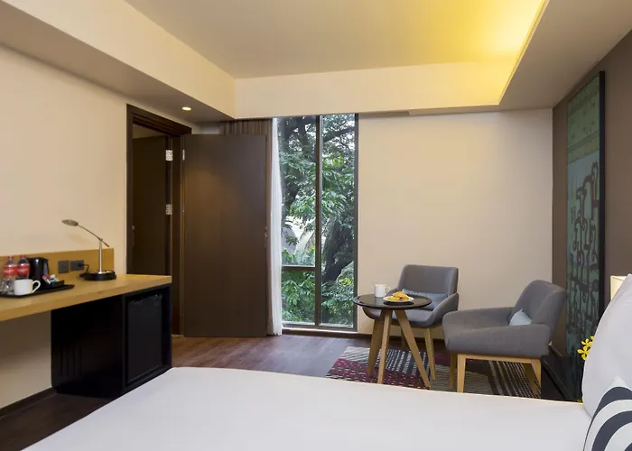 Travelodge Sukhumvit 11 Hotel 4*